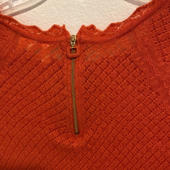Moth knit top. Size SP. Zips in the back. - Picture 3 of 3